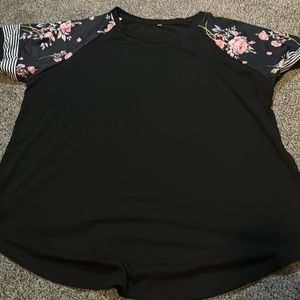 Women’s Black Tee w/ Floral & Stripped sleeve